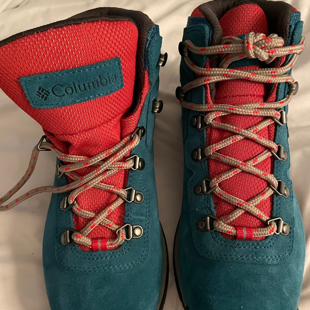 Columbia Newton Ridge Amped Hiking Boot